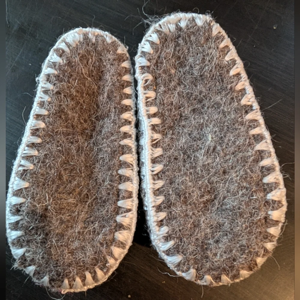 Greek pompom slippers wool toddler 8